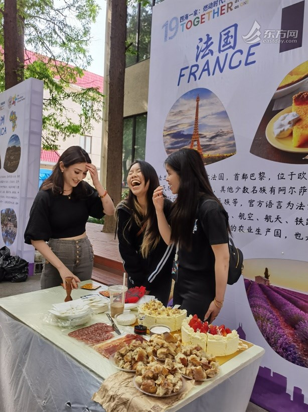 美食嘉年华现场