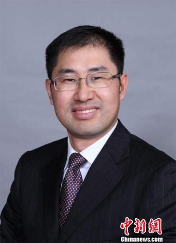 上海财经大学召开教师干部大会,宣布蒋传海任校长、党委书记。 上海财大供图。 许婧 摄 上海财经大学召开教师干部大会,宣布蒋传海任校长、党委书记。 上海财大供图。 许婧 摄