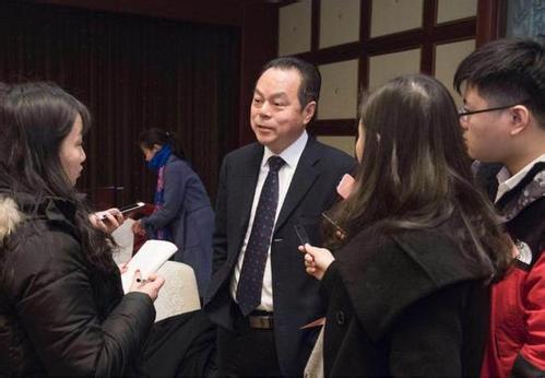 全国人大代表刘小兵：建议制定《中华人民共和国财政法》